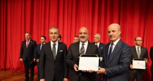 YÖK’TEN YAKIN DOĞU ÜNİVERSİTESİ’NE “SPOR DOSTU KAMPÜS” ÖDÜLÜ
