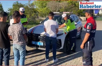 Aksaray'da Motosiklet Akrobasisine Jandarma Darbesi: 4 Gözaltı, Araçlara El Konuldu