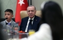 Milletin Evinde 23 Nisan Gururu: Cumhurbaşkanı Erdoğan Küçük Misafirlerini Ağırladı!
